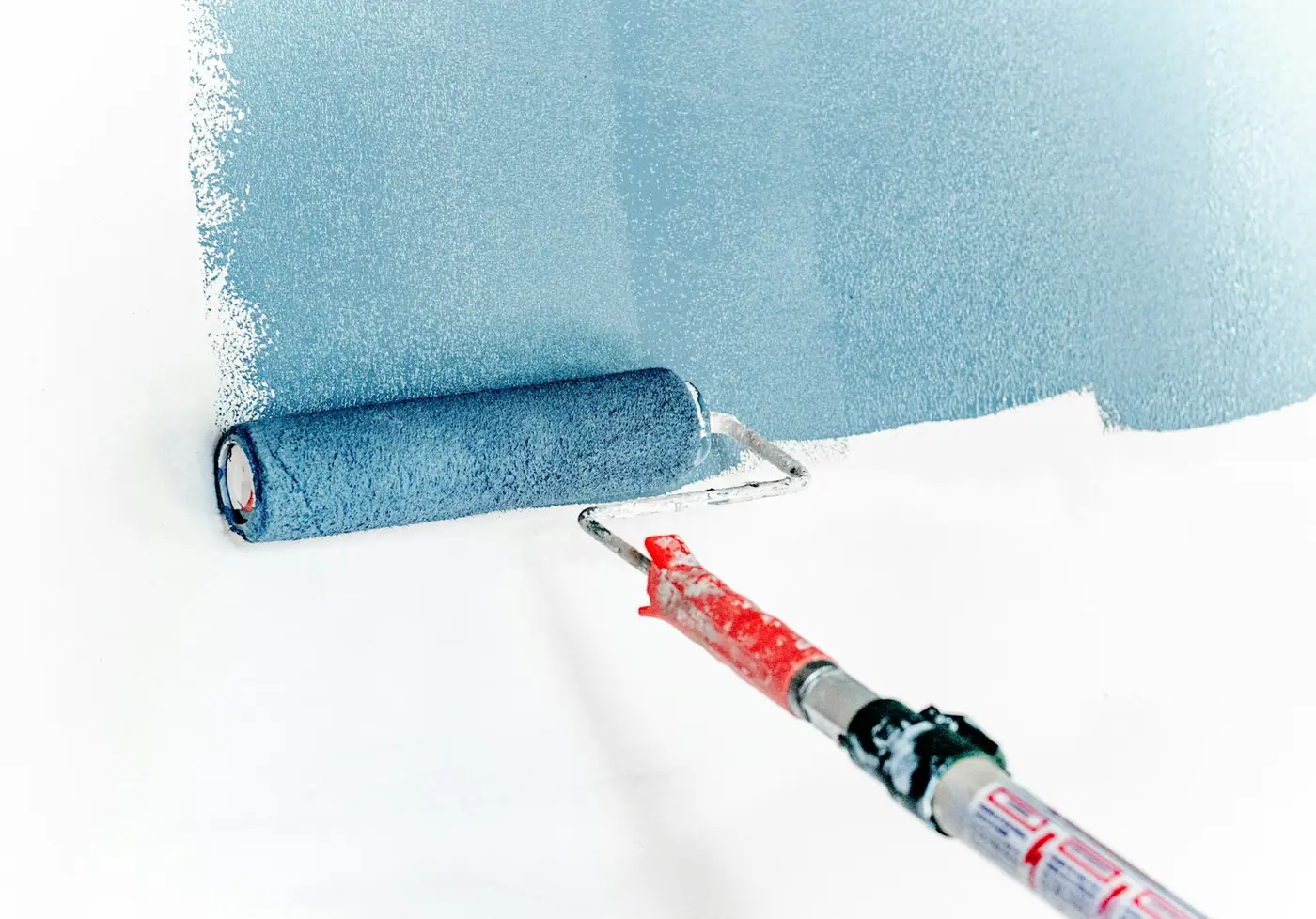 Application de peinture au rouleau